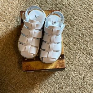 Footmates Captain size 8.